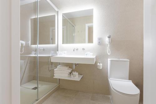 Habitación Familiar Estándar del hotel Aacr Monteolivos. Foto 2