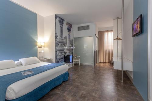 Habitación Doble Estándar - 1 o 2 camas del hotel Aacr Monteolivos. Foto 3