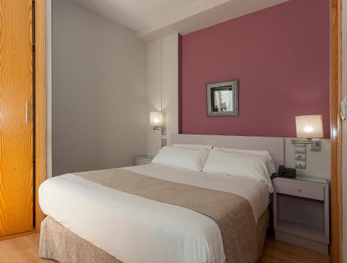 Habitación Doble Pequeña del hotel Aacr Museo. Foto 2