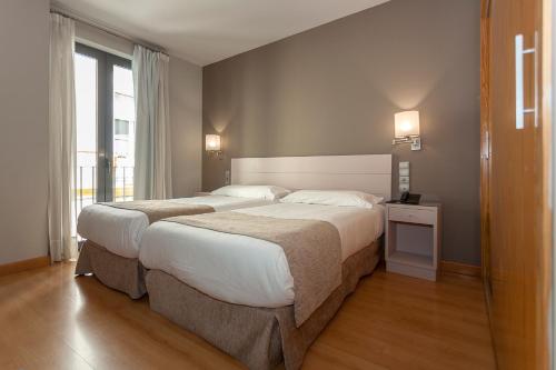 Habitación Doble con balcón - 1 o 2 camas del hotel Aacr Museo