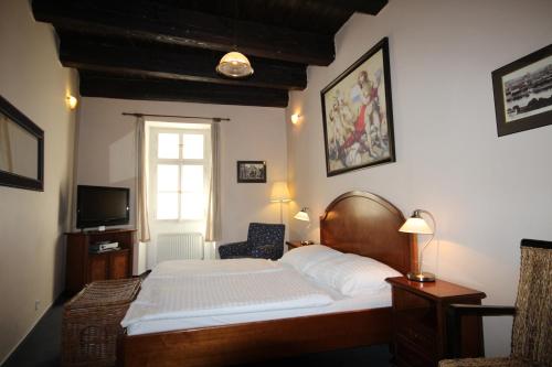 Habitación Doble Estándar del hotel and Residence U Tri Bubnu. Foto 3