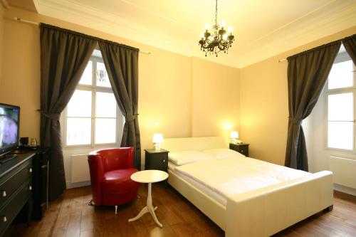Habitación Doble Superior con cama supletoria del hotel and Residence U Tri Bubnu. Foto 4