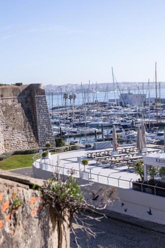 Suite con vistas al mar del hotel Pestana Cidadela Cascais - Pousada and Art District. Foto 7