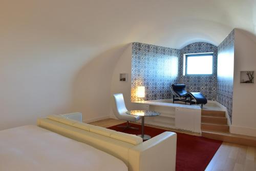 Suite Junior en el distrito artístico del hotel Pestana Cidadela Cascais - Pousada and Art District. Foto 3
