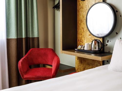 La Compacta del hotel Ibis Styles Bournemouth. Foto 1
