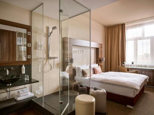 Habitación Superior Plus con cama grande del hotel Flemings Selection Wien-City. Foto 2