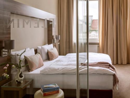 Habitación Doble Superior Plus con cama grande del hotel Flemings Selection Wien-City. Foto 2