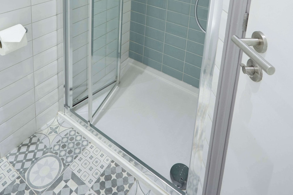 Habitación estándar con 2 camas individuales del hotel Comfort Inn Victoria. Foto 5