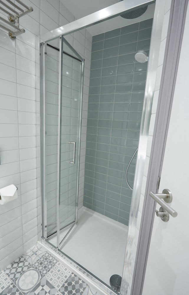 Habitación estándar con 2 camas individuales del hotel Comfort Inn Victoria. Foto 12