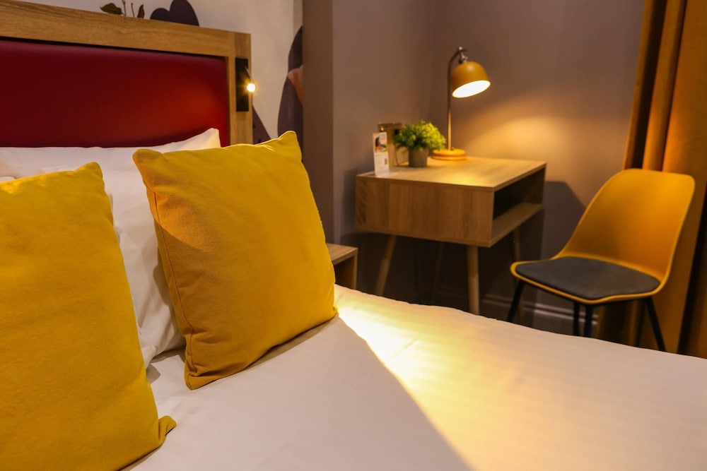 Habitación estándar doble del hotel Comfort Inn Victoria. Foto 6