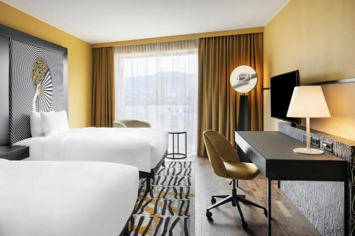 Habitación Doble Confort del hotel Renaissance Zürich Tower. Foto 1