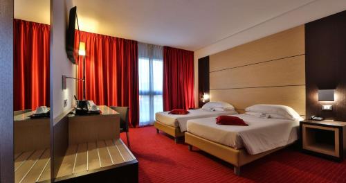 Habitación Doble Confort para no fumadores - 2 camas del hotel Best Western Plus Galileo Padova. Foto 5