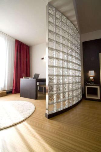 Suite Junior con cama extragrande del hotel Best Western Plus Galileo Padova. Foto 3