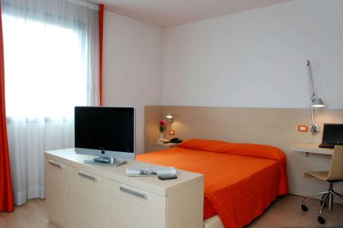 Apartment with Queen and Sofa Bed - Annex Building/Non - Smoking del hotel Best Western Plus Galileo Padova