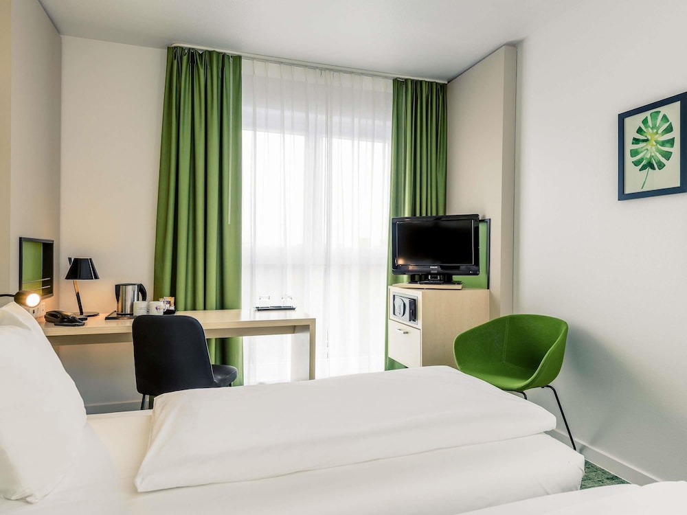 Habitación Standard con 2 camas individuales del hotel Mercure Hannover Mitte. Foto 5