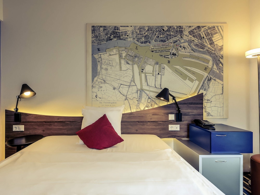 Habitación deluxe con 1 cama doble, vistas al patio del hotel Mercure Hamburg Mitte