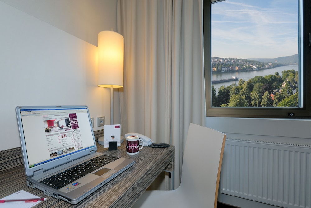 Habitación estándar con 2 camas individuales, 2 camas individuales del hotel Mercure Koblenz. Foto 2