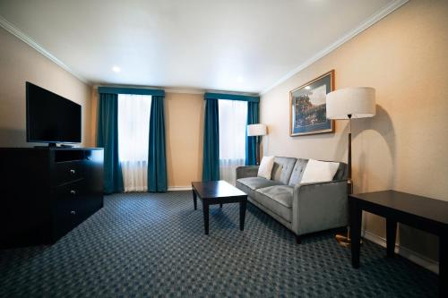 Habitación con 2 camas grandes - Adaptada para personas con discapacidad del hotel Stanford. Foto 5