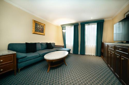 Suite Junior con 2 camas dobles del hotel Stanford