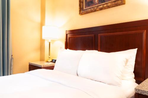 Habitación Doble Económica del hotel Stanford. Foto 7