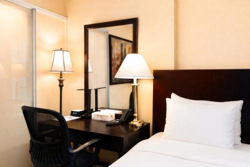 Habitación Individual del hotel Stanford. Foto 6