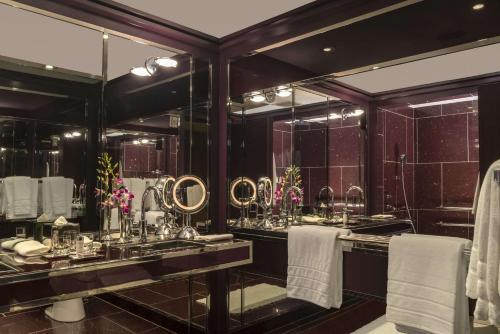 One King Deluxe room, 44th Street View del hotel The Chatwal - The Unbound collection by Hyatt