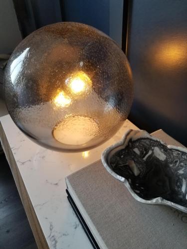 Habitación Redford con cama extragrande del hotel Redford. Foto 1