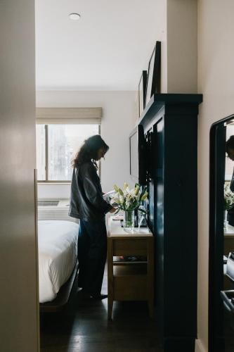 Habitación Redford con cama grande del hotel Redford. Foto 13