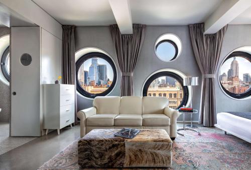 Habitación Doble con cama grande - Platinum del hotel Dream Downtown. Foto 2