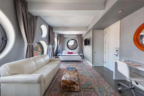 Habitación Doble con cama grande - Platinum del hotel Dream Downtown. Foto 3