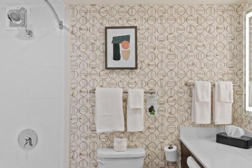 Premium King with Canadian Skyline View del hotel Holiday Inn Niagara Falls Scenic Downtown. Foto 2