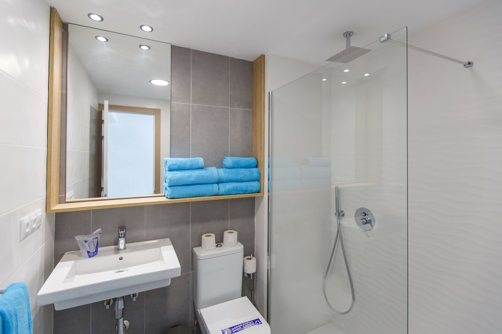 Apartamento superior, 2 habitaciones del hotel Walhalla. Foto 9