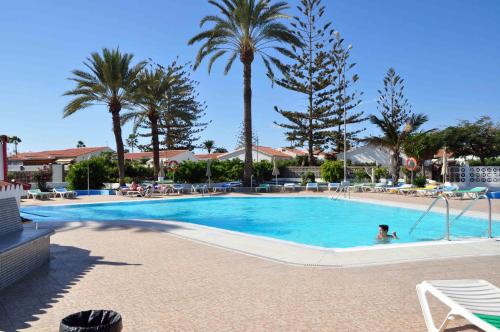 Bungalow de un dormitorio del hotel Bungalows Los Arcos