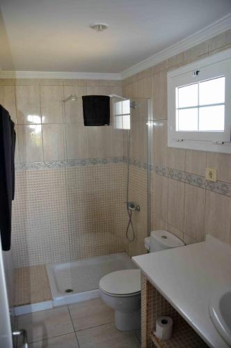 Bungalow de un dormitorio del hotel Bungalows Los Arcos. Foto 17