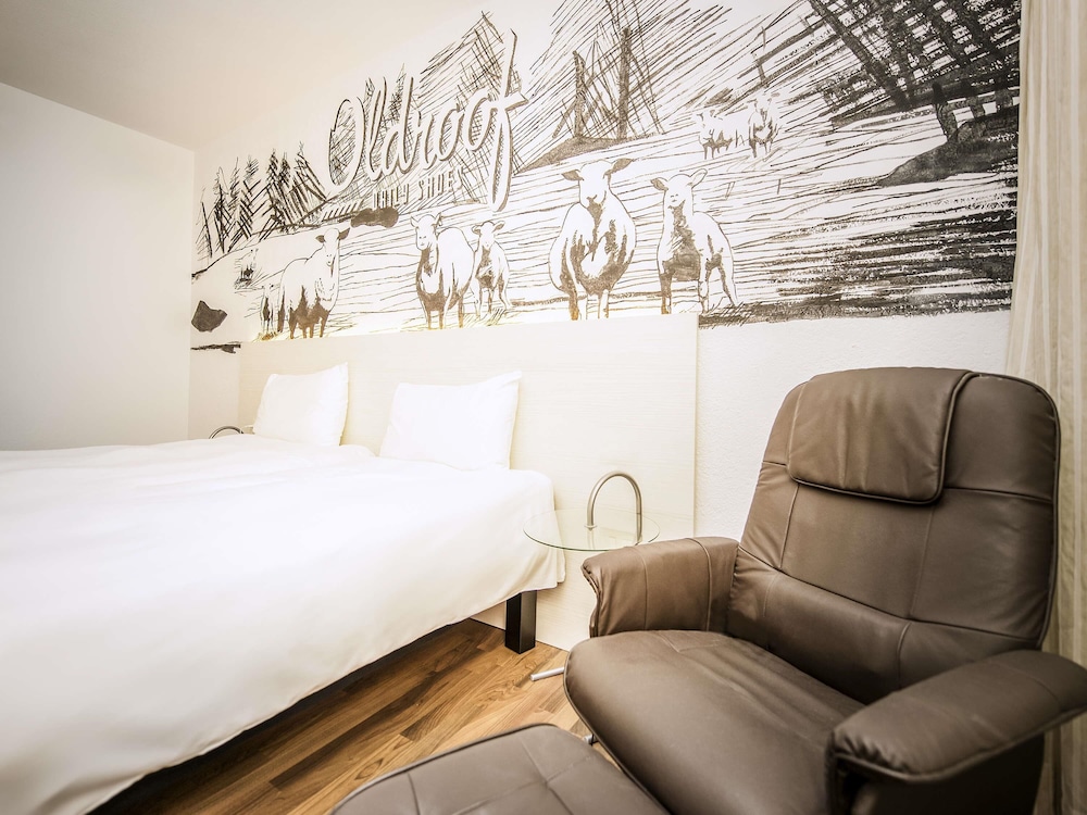 Habitación estándar con dos camas individuales del hotel Ibis Styles La Rioja Arnedo