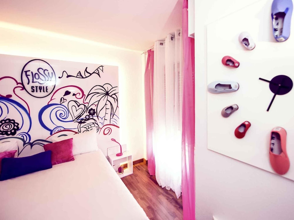 Habitación para cuatro personas del hotel Ibis Styles La Rioja Arnedo