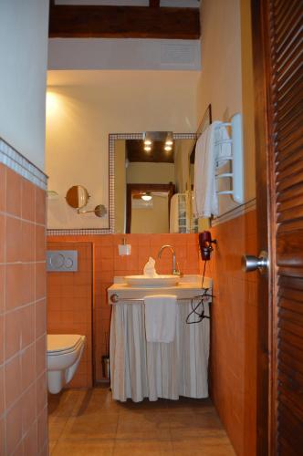 Habitación Doble 1 o 2 camas - Planta Superior del hotel Garahotel. Foto 5