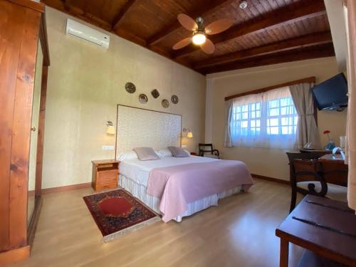 Habitación Doble con vistas al mar del hotel Garahotel. Foto 5