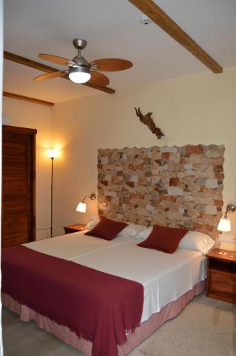 Habitación doble en la planta baja - 1 o 2 camas del hotel Garahotel. Foto 1