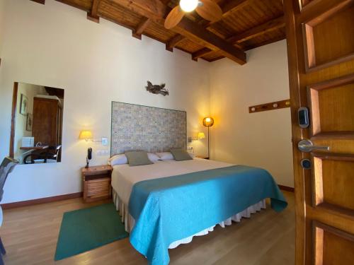 Habitación Doble 1 o 2 camas - Planta Superior del hotel Garahotel. Foto 8