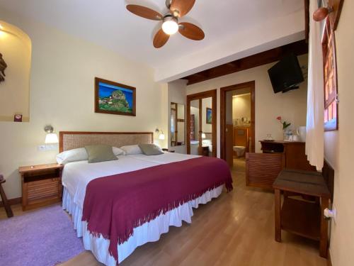 Habitación Doble 1 o 2 camas - Planta Superior del hotel Garahotel. Foto 10