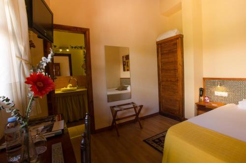 Habitación Individual con ducha - Planta superior del hotel Garahotel. Foto 3