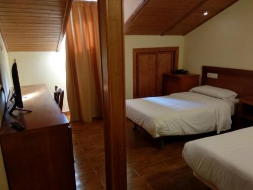 Habitación Doble - 2 camas del hotel Sierra Oriente. Foto 2