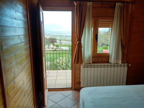 Bungalow del hotel Sierra Oriente. Foto 3