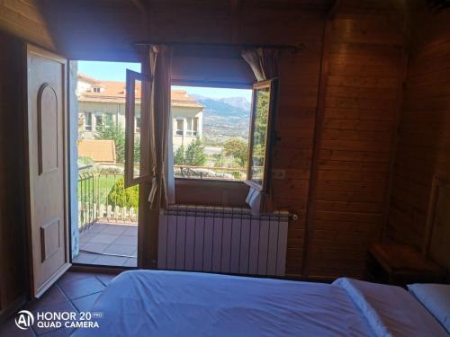 Bungalow Vista Montaña Vista Jardín 2 Camas individuales del hotel Sierra Oriente