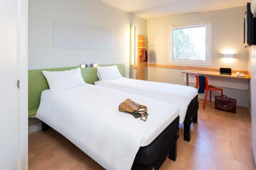 Habitación Doble Estándar - Adaptada para personas con movilidad reducida del hotel Ibis Budget Madrid Alcorcon Mostoles. Foto 1