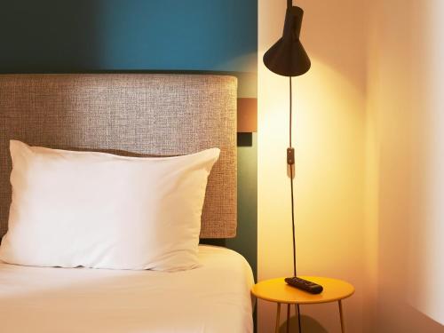 Double Room with Extra Bed del hotel Ibis Madrid Aeropuerto Barajas. Foto 13