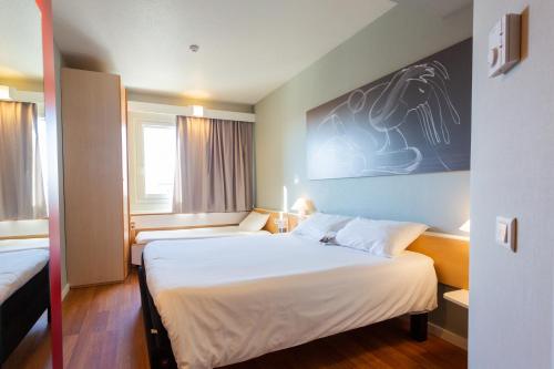 Habitación Familiar del hotel Ibis Elche. Foto 5