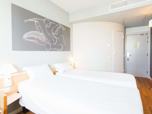 Habitación Doble - 2 camas del hotel Ibis Elche. Foto 4
