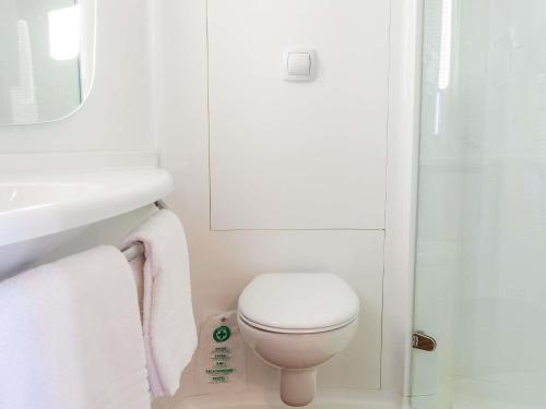 Habitación Familiar del hotel Ibis Elche. Foto 15